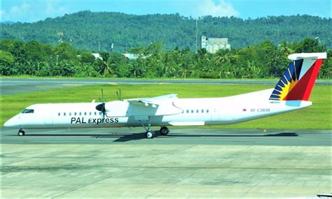 loakan airport domestic flights.